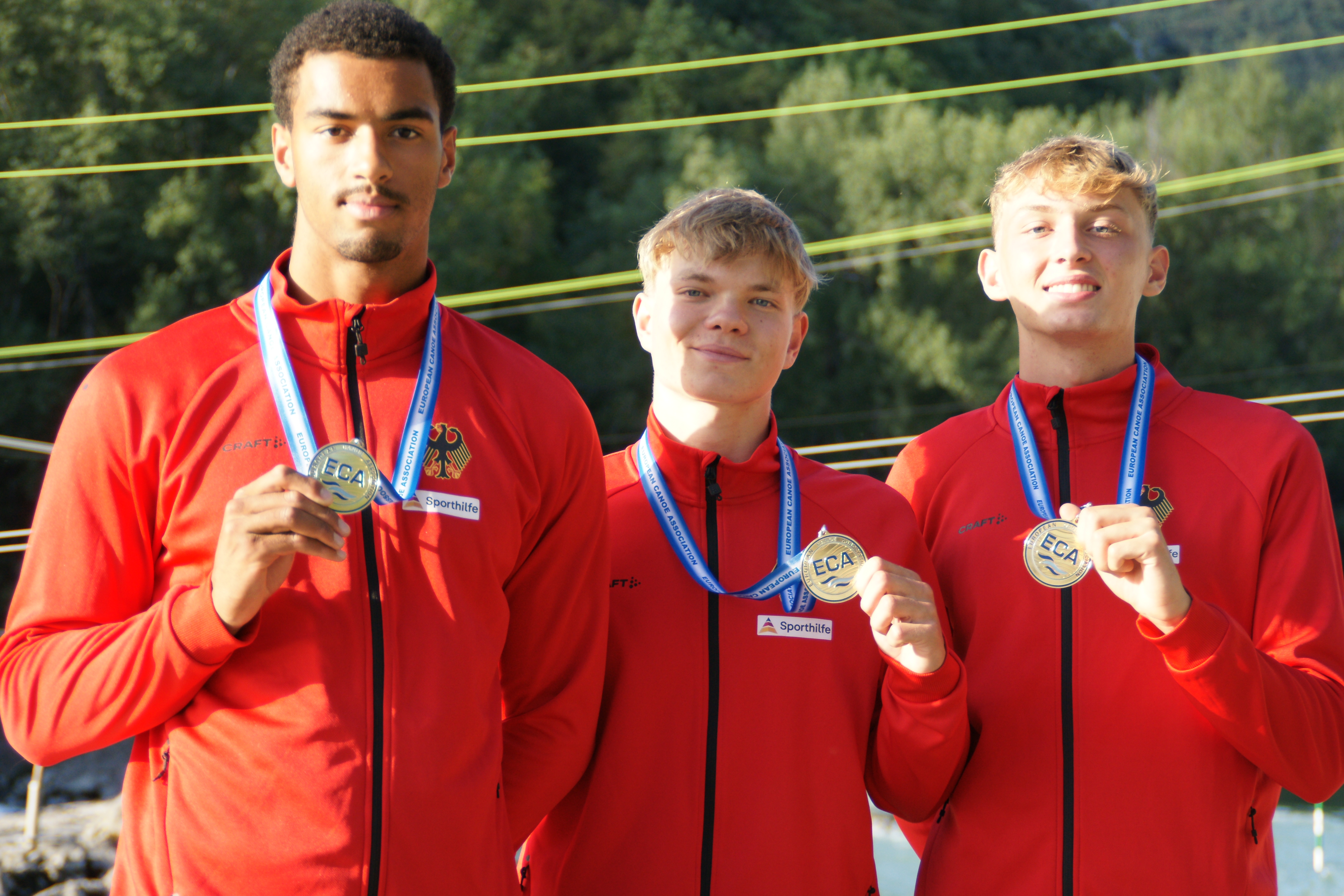 Kilian Käding (Mitte) 1. Platz Team 3xK1 U18