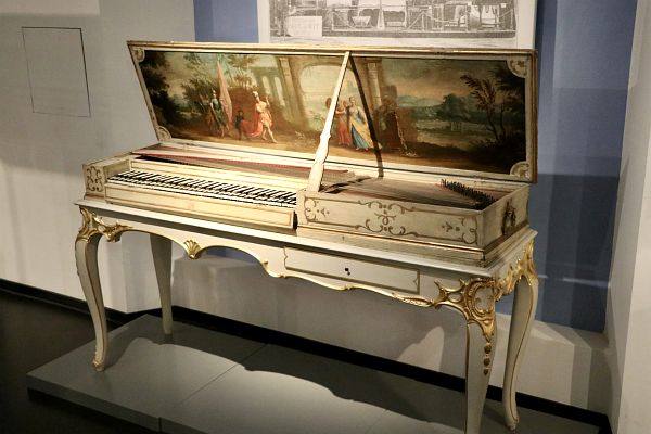Besuch Instrumentenmuseum